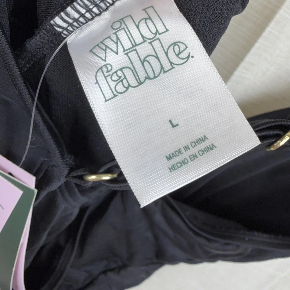 Wild Fable Swimsuit Womens Large Black Studded One Piece Extra High Leg‎ Cheeky